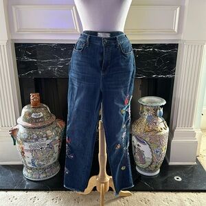 “free People” fabulous embroidered jeans